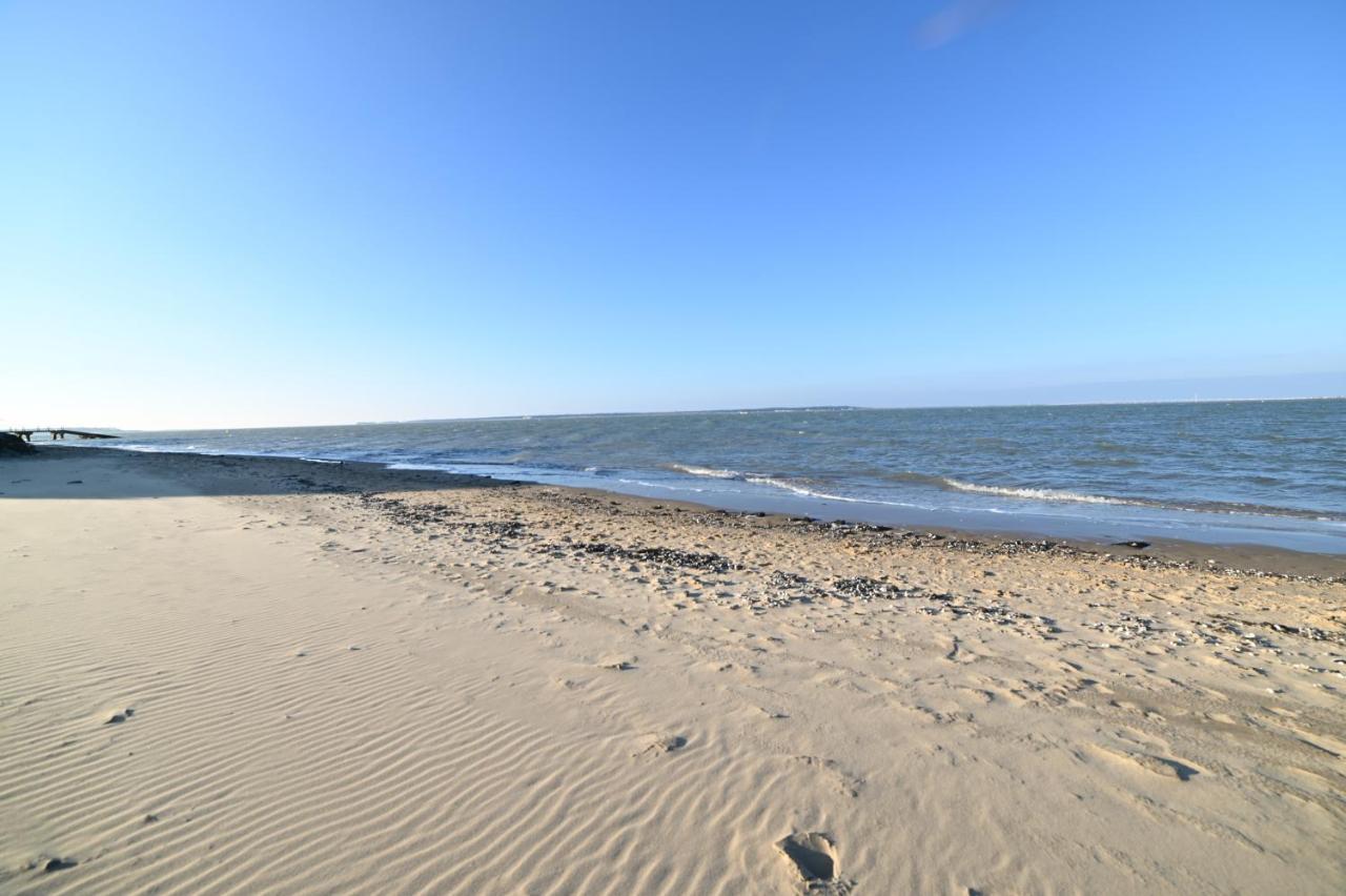 Gite 2 A 12 Personnes La Cote D'Argent Plage A Pied Ла-Трамблад Экстерьер фото
